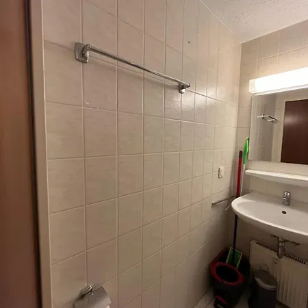 Διαμέρισμα Apartment, Monteurwohnung Mit Balkon In *